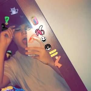 Meet your Posher, Devin